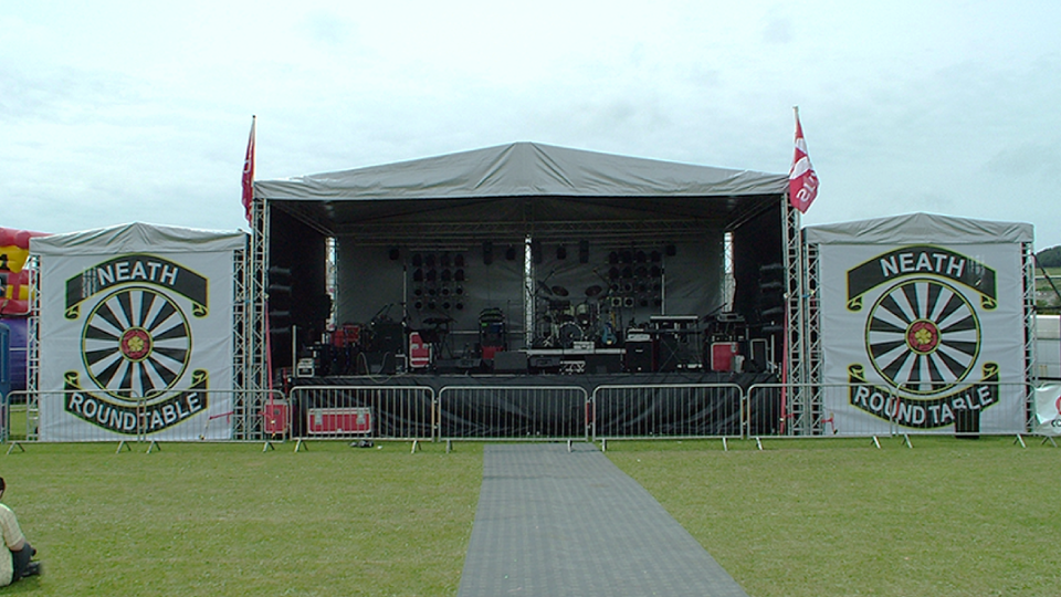 Stage Hire 4 with Fully covered wings